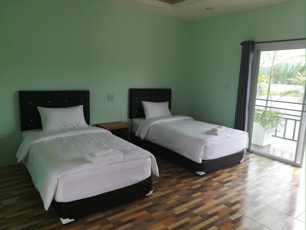 The Lake Hill Resort Pran Buri Exterior photo