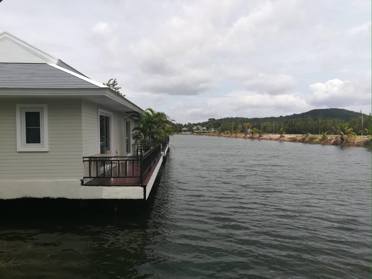 The Lake Hill Resort Pran Buri Exterior photo